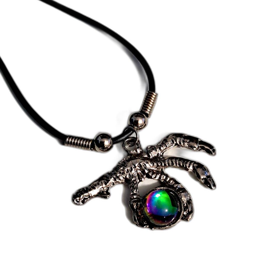 Novelty Necklace Crystal Claw Halloween